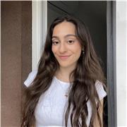 Estudiante apta para repaso general de diferentes materias